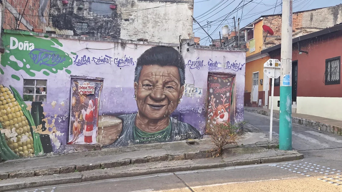 Recorriendo la rebelde historia de la Chicha colombiana a totumadas
