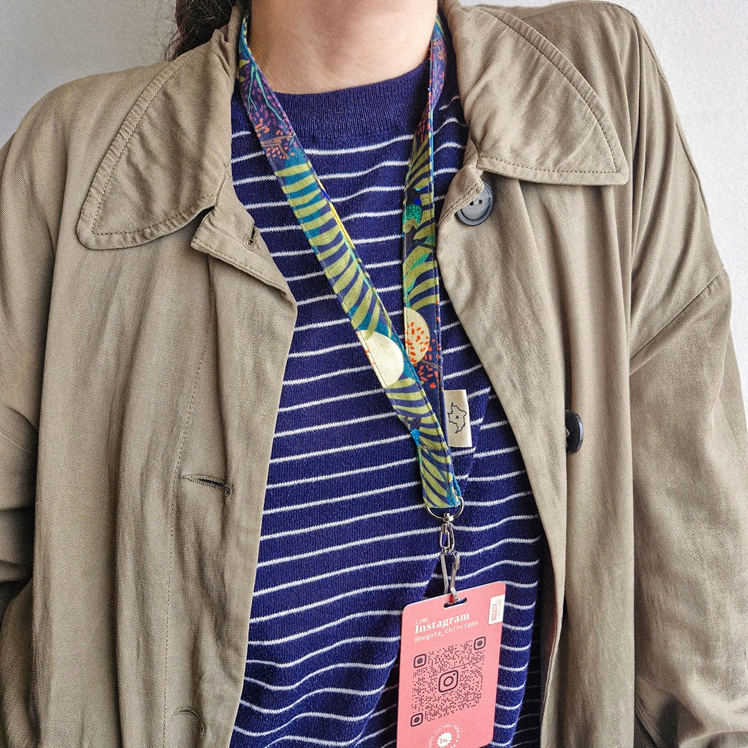 Llavero / Porta carnet de tela de pájaros